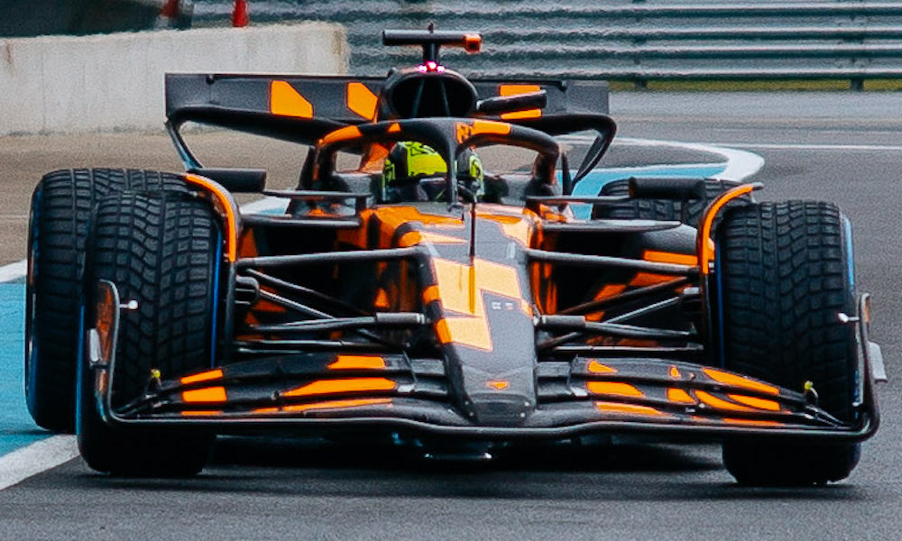 McLaren MCL39